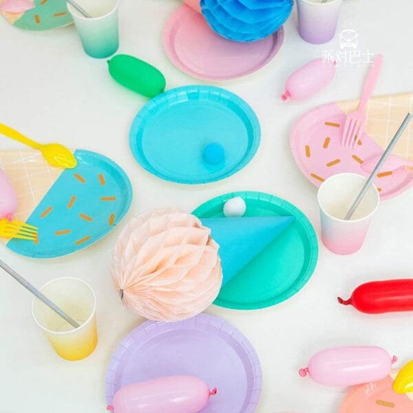 Ice Cream Party Tableware Set Pink - Image 5