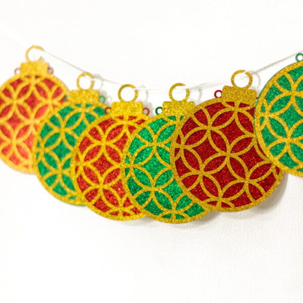 Hanging Ornaments Garland
